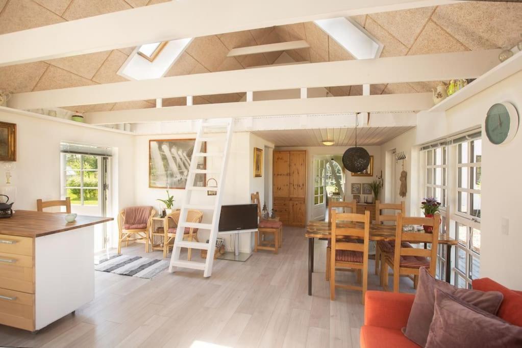 Kongsholmlund - Silent Retreat Villa Vejby ภายนอก รูปภาพ